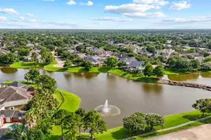 3406 Castle Pond Ct, Pearland, TX 77584 - Photo 47