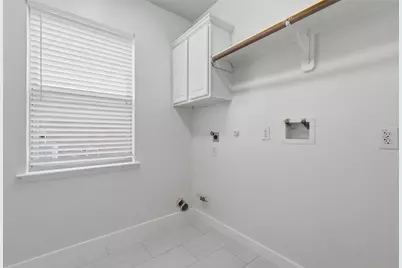 3406 Castle Pond Court, Pearland, TX 77584 - Photo 35