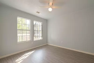 4813 Pederson Street, Houston, TX 77033 - Photo 11
