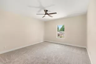 1019 Ellington St, Houston, TX 77088 - Photo 15