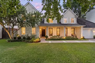 5321 Pocahontas St, Bellaire, TX 77401 - Photo 1