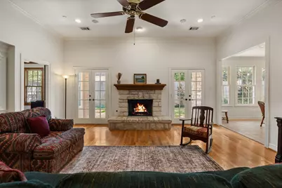 5321 Pocahontas Street, Bellaire, TX 77401 - Photo 29