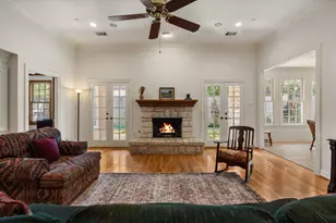 5321 Pocahontas St, Bellaire, TX 77401 - Photo 29