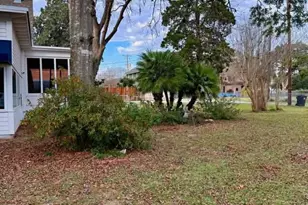 2421 Avenue G, Bay City, TX 77414 - Photo 41
