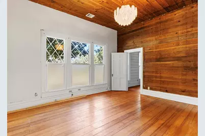 2421 Avenue G, Bay City, TX 77414 - Photo 7