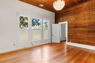 2421 Avenue G, Bay City, TX 77414 - Photo 7