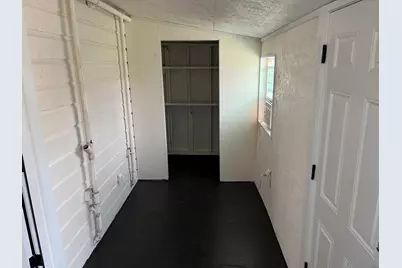 170 Lois Street, Clute, TX 77531 - Photo 9