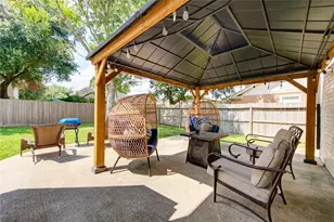 1902 La Salle St, Friendswood, TX 77546 - Photo 37