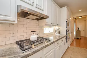 1615 Lakeside Enclave Dr, Houston, TX 77077 - Photo 11