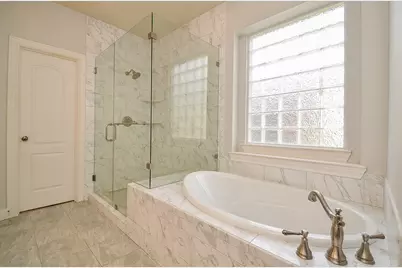 1615 Lakeside Enclave Drive, Houston, TX 77077 - Photo 25