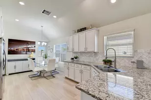 25719 Bottlebrush Sedge St, Katy, TX 77493 - Photo 11