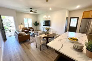 1002 E 33rd St, Houston, TX 77022 - Photo 3