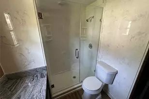 1747 Aldine Park Ln, Houston, TX 77093 - Photo 5