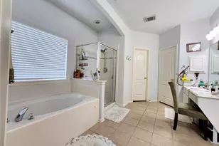 2158 Brittany Colony Dr, League City, TX 77573 - Photo 9