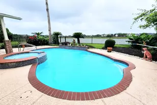 2158 Brittany Colony Dr, League City, TX 77573 - Photo 33