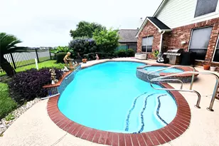 2158 Brittany Colony Dr, League City, TX 77573 - Photo 31