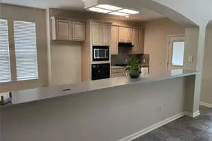 14011 Sandy Springs Ln, Sugar Land, TX 77498 - Photo 7