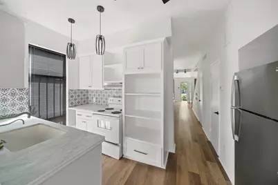 518 Hawthorne Street, Houston, TX 77006 - Photo 9