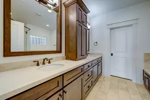 2409 W Morse St, Houston, TX 77019 - Photo 19