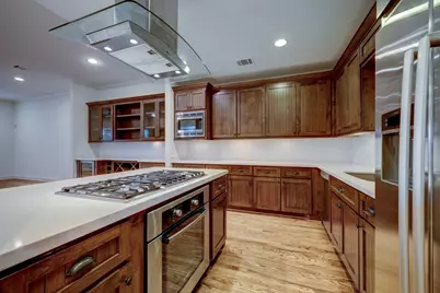 2409 W Morse Street, Houston, TX 77019 - Photo 13