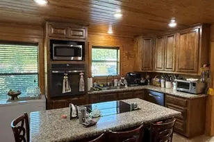 7096 Jim Burns Rd, Silsbee, TX 77656 - Photo 9