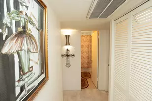 2101 Fountain View Dr, Houston, TX 77057 - Photo 15