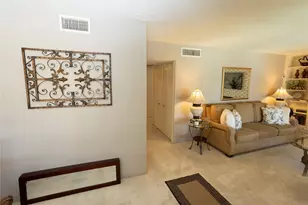2101 Fountain View Dr, Houston, TX 77057 - Photo 9