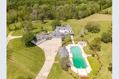 1331 County Road 2071, Hull, TX 77564 - Photo 35