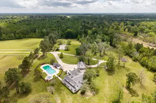 1331 Co Rd 2071, Hull, TX 77564 - Photo 1