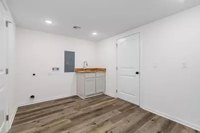 1331 County Road 2071, Hull, TX 77564 - Photo 25