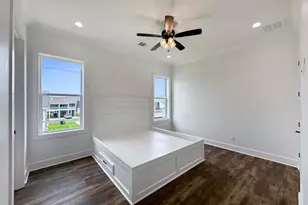 2301 Trinidad Dr, Crystal Beach, TX 77650 - Photo 29