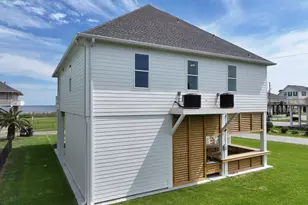 2301 Trinidad Dr, Crystal Beach, TX 77650 - Photo 7