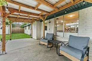 3404 Surrey St, Baytown, TX 77521 - Photo 13
