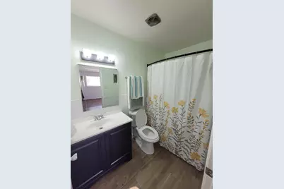 7213 Beechnut Street #D, Houston, TX 77074 - Photo 5