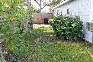 3319 Houston St, Rosenberg, TX 77471 - Photo 9