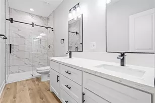 3821 Easy St, Houston, TX 77026 - Photo 7