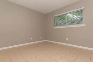 9707 Timberside Dr, Houston, TX 77025 - Photo 13