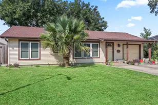 822 Grove St, Deer Park, TX 77536 - Photo 3