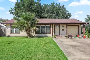 822 Grove St, Deer Park, TX 77536 - Photo 1