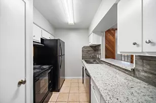 9009 Gaylord St, Houston, TX 77024 - Photo 13