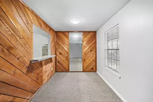9009 Gaylord St, Houston, TX 77024 - Photo 5