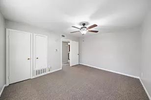 9009 Gaylord St, Houston, TX 77024 - Photo 15