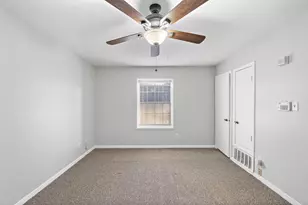 9009 Gaylord St, Houston, TX 77024 - Photo 9