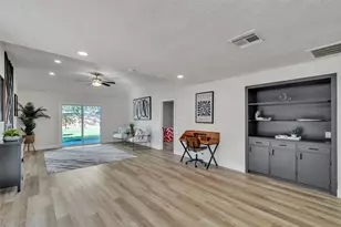 5502 Hewitt Dr Dr, Houston, TX 77092 - Photo 7