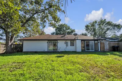 5502 Hewitt Dr Drive, Houston, TX 77092 - Photo 31