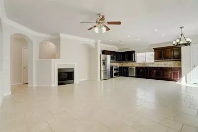 5503 Gatesprings Lane, Sugar Land, TX 77479 - Photo 5