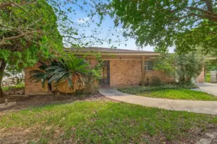 8428 Swiftwater Ln, Houston, TX 77075 - Photo 1