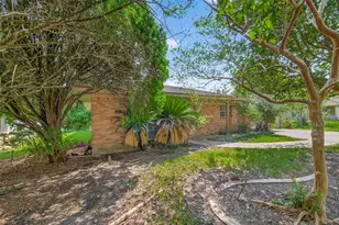 8428 Swiftwater Ln, Houston, TX 77075 - Photo 3