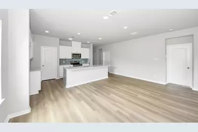 638 Stovall Drive, Palacios, TX 77465 - Photo 15
