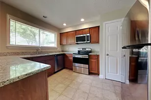 123 Greenshire Dr, League City, TX 77573 - Photo 3